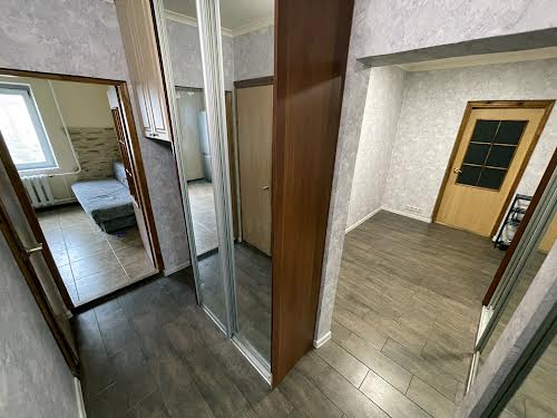 квартира за адресою Драгоманова вул., 12А