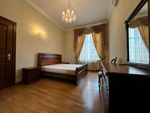 квартира по адресу Новаковского ул., 8