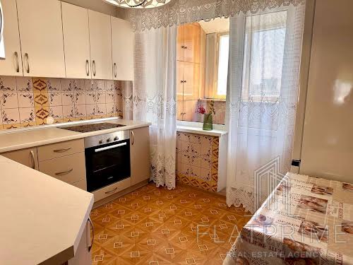 квартира за адресою Георгія Гонгадзе просп. (Радянської України), 32-Ж