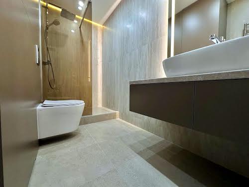 квартира за адресою пелеша, 5
