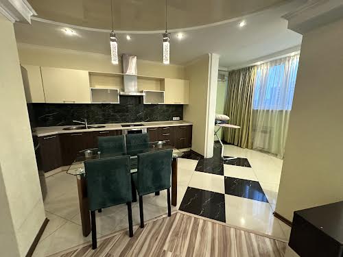 квартира за адресою Олени Пчілки вул., 2