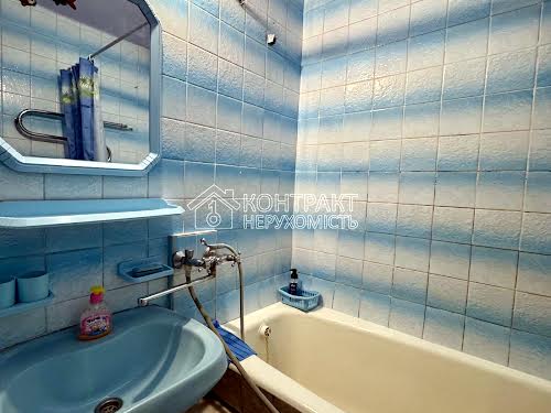 квартира за адресою Перемоги просп., 65б