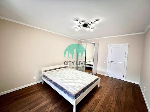 квартира за адресою Пасічна вул., 15, 15а, 15б