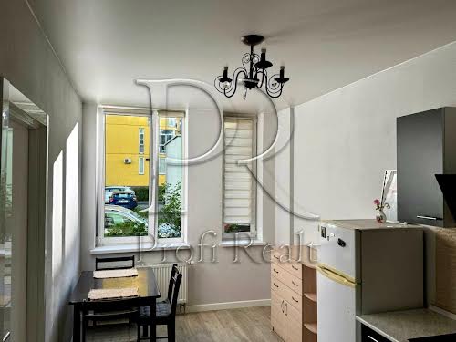 квартира за адресою Регенераторна вул., 4к5