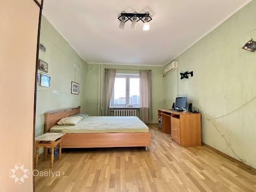 квартира за адресою Петра Григоренка просп., 18-А
