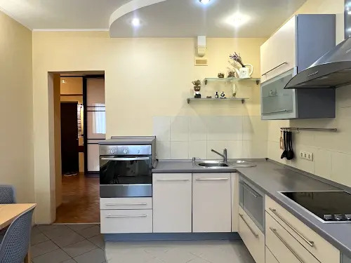 квартира за адресою Анни Ахматової вул., 16-Б