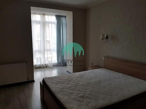 квартира за адресою Чорновола вул., 10