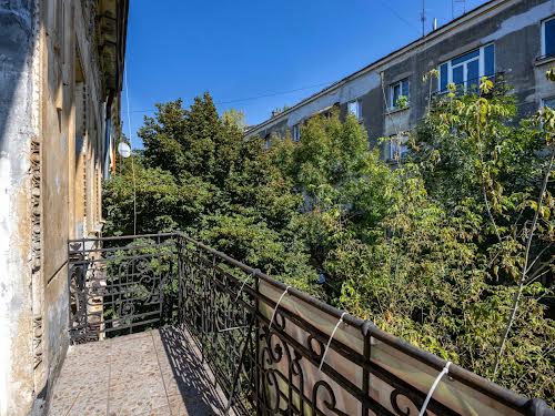 квартира за адресою Івана Верхратського вул., 15