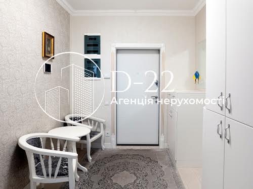 квартира по адресу Ревуцкого ул., 40-Г