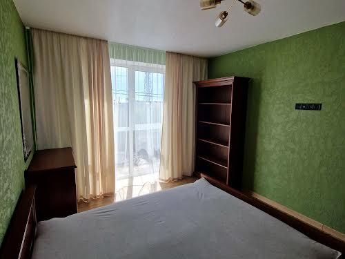 квартира за адресою Роксоляни вул., 18