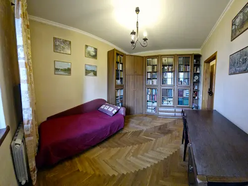 квартира за адресою Академіка Глушкова просп., 45