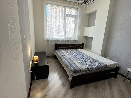 квартира за адресою Перлинна вул., 3