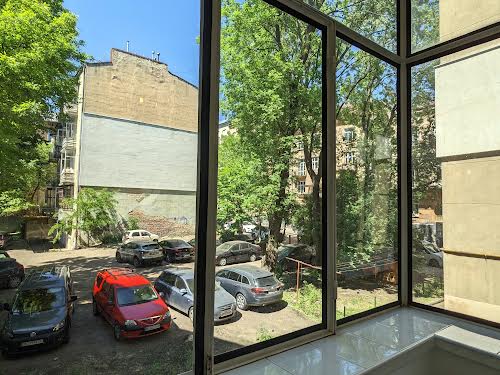квартира за адресою Степана Бандери вул. (), 20