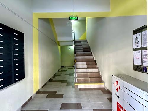 квартира за адресою Сімейна вул., 3