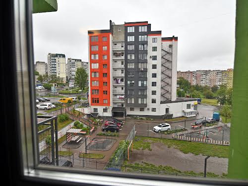 квартира за адресою Євгена Коновальця вул., 2