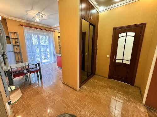 квартира за адресою Соломії Крушельницької вул., 23
