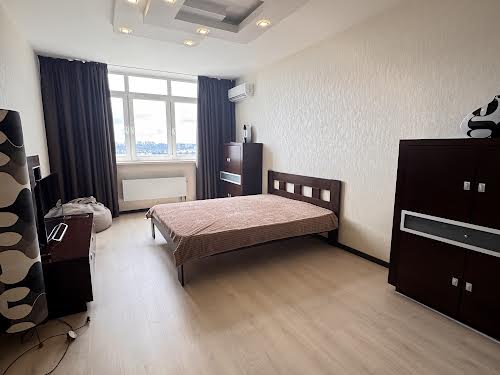 квартира за адресою Миколи Бажана просп., 8-Б