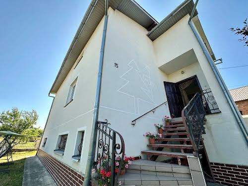 будинок за адресою Вільна