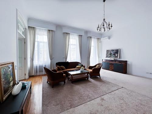 квартира по адресу Богдана Хмельницкого ул., 33
