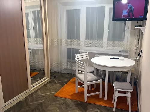 квартира за адресою Степана Бандери вул., 8а