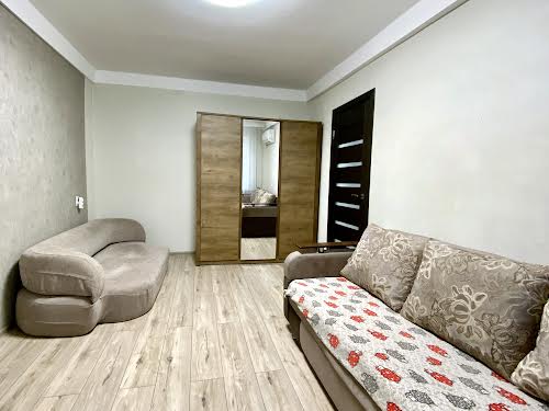 квартира за адресою Ентузіастів вул., 4