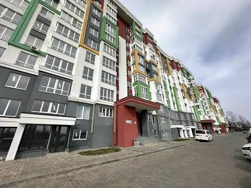 квартира за адресою Машинобудівників вул., 16
