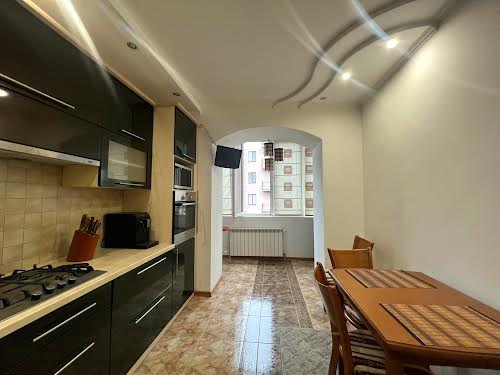 квартира за адресою Чорновола, 11А
