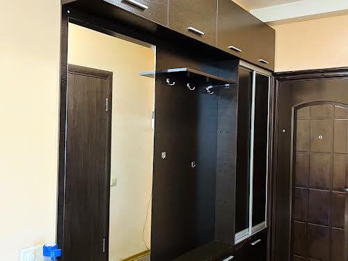 квартира за адресою Волинська вул., 8
