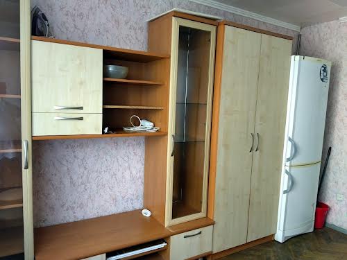 кімната за адресою Новоукраїнська вул., 5