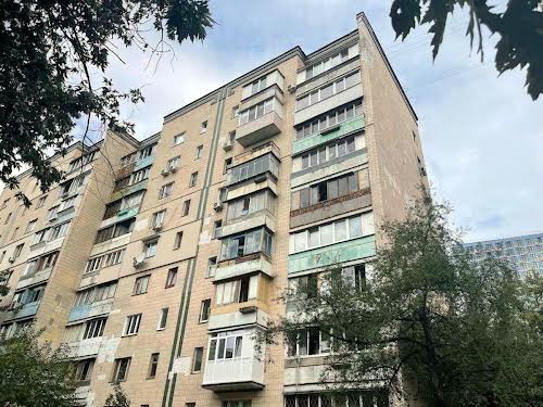 квартира за адресою Братиславська вул., 15