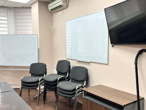 комерційна за адресою Левка Лук'яненка вул. (Маршала Тимошенка), 21к3