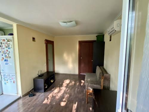 квартира за адресою Романа Ратушного вул. (Волгоградська), 29
