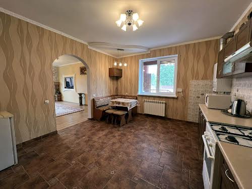 дом по адресу дружби, 141а