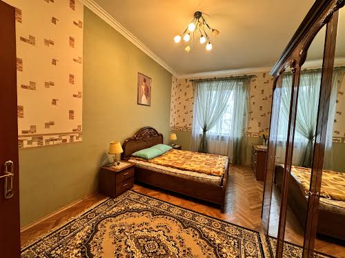 квартира за адресою Соломії Крушельницької вул., 23