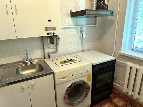 квартира за адресою Космонавтів просп., 17