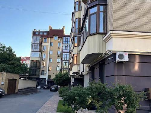 квартира за адресою Конституції вул., 15
