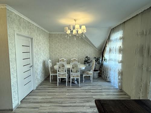 квартира за адресою Олександра Хіри вул., 19