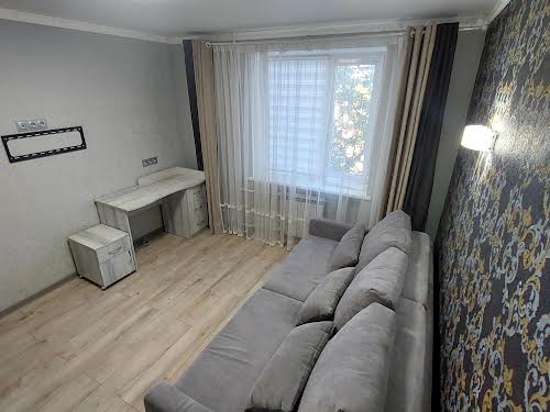 квартира за адресою Казарського вул., 1Б