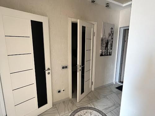 квартира за адресою Ревуцького вул., 9