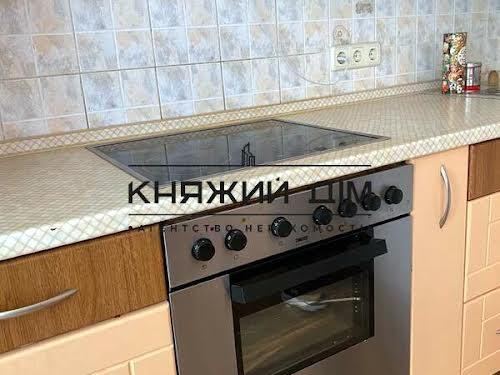 квартира за адресою Драгоманова вул., 8-А