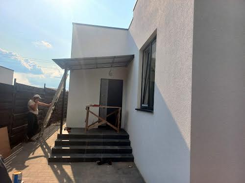 будинок за адресою с. Хотів, Зоряна, 32б 