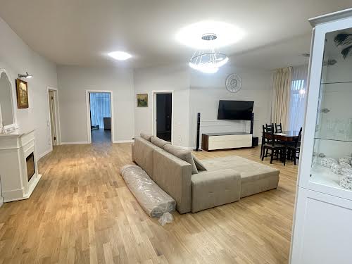 квартира за адресою Буслівська вул., 12