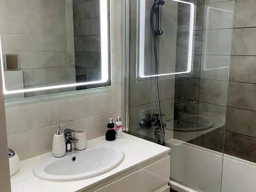 квартира за адресою Салютна вул., 2