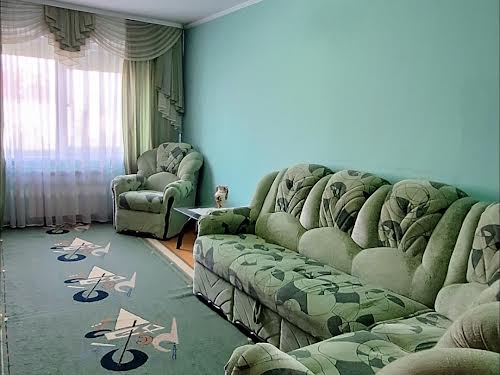 квартира за адресою Івана Миколайчука вул., 12