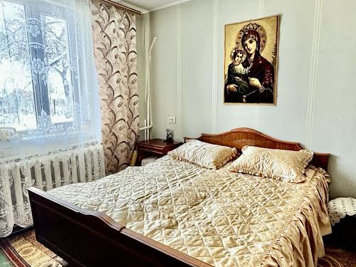дом по адресу пгт. Березна, Володимирська