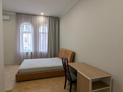 квартира за адресою Лютеранська вул., 13