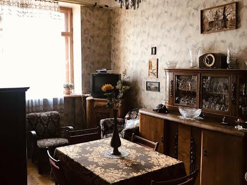 квартира за адресою Велика Васильківська вул. (Червоноармійська), 132