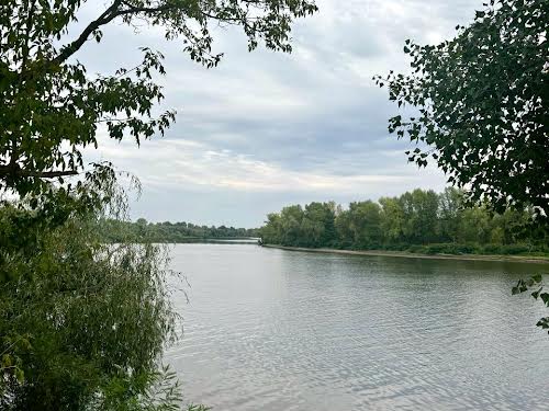 будинок за адресою с. Осещина, Радужная