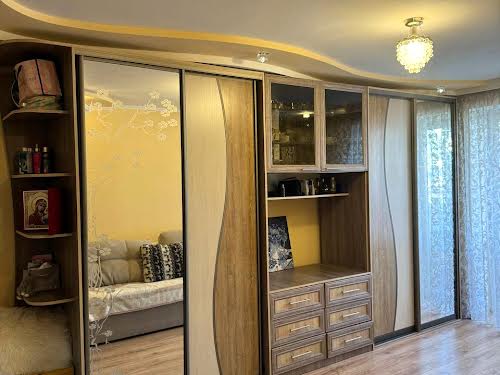 квартира за адресою Героїв Крут вул., 6