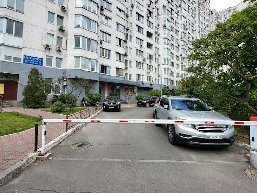 квартира по адресу Миколы Бажана просп., 14